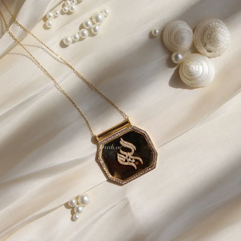 Royal necklace