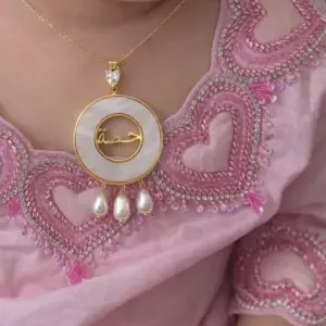 قلادة صدف